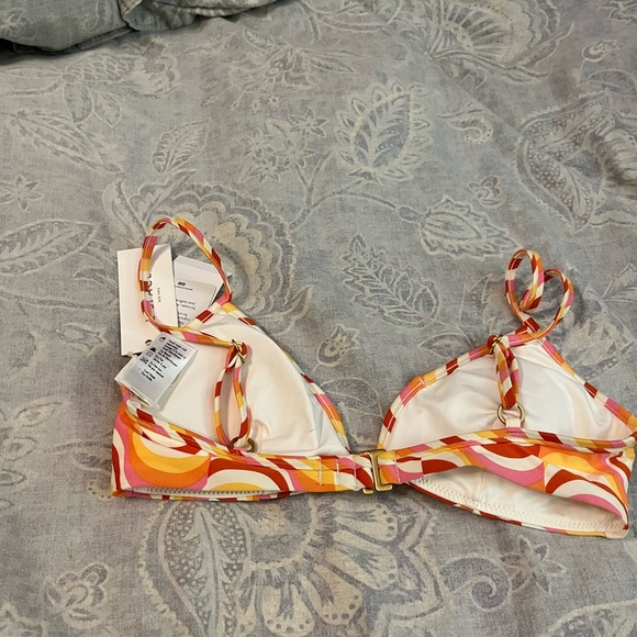 L-SPACE cute bikini top - Picture 4 of 5